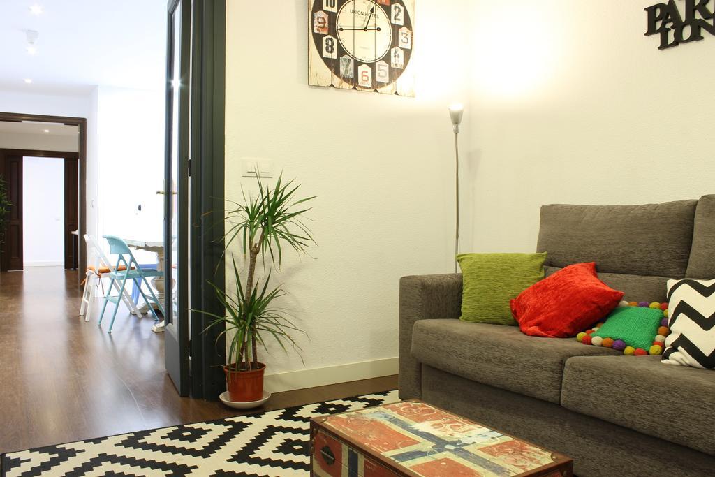 Sweet Bcn Traveller House Apartment Barcelona Exterior photo