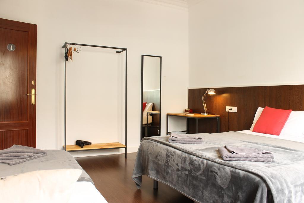 Sweet Bcn Traveller House Apartment Barcelona Room photo