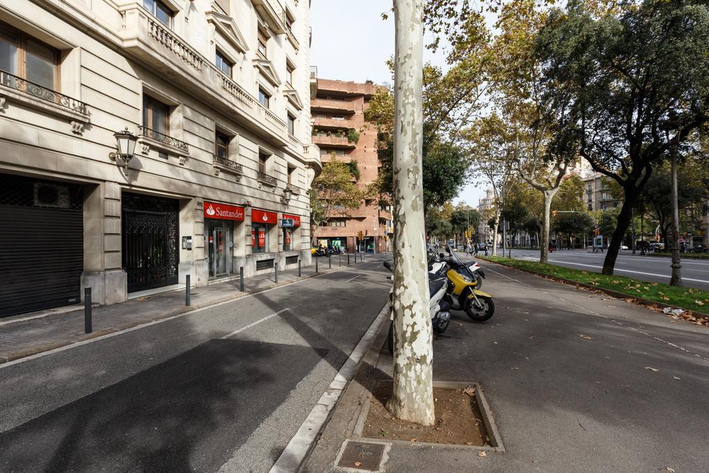 Sweet Bcn Traveller House Apartment Barcelona Exterior photo