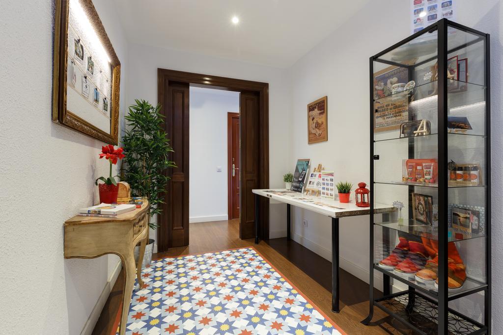 Sweet Bcn Traveller House Apartment Barcelona Exterior photo