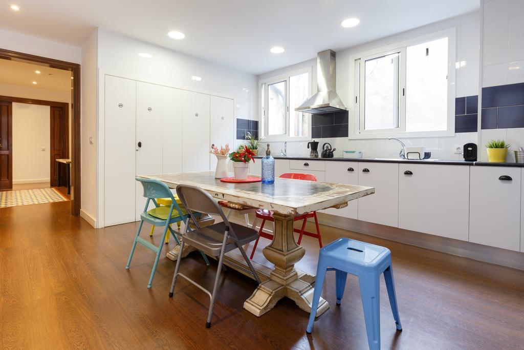 Sweet Bcn Traveller House Apartment Barcelona Exterior photo