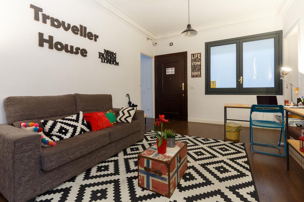 Sweet Bcn Traveller House Apartment Barcelona Exterior photo