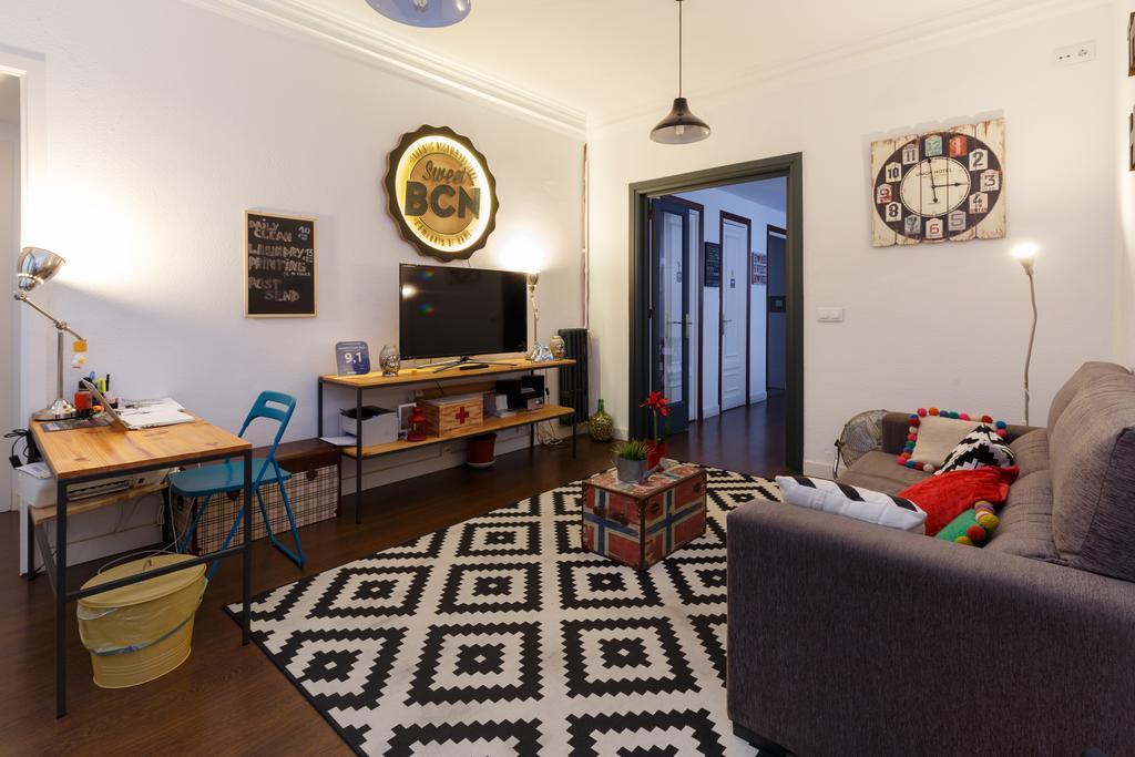 Sweet Bcn Traveller House Apartment Barcelona Exterior photo