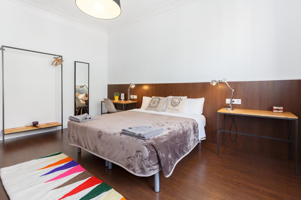 Sweet Bcn Traveller House Apartment Barcelona Exterior photo