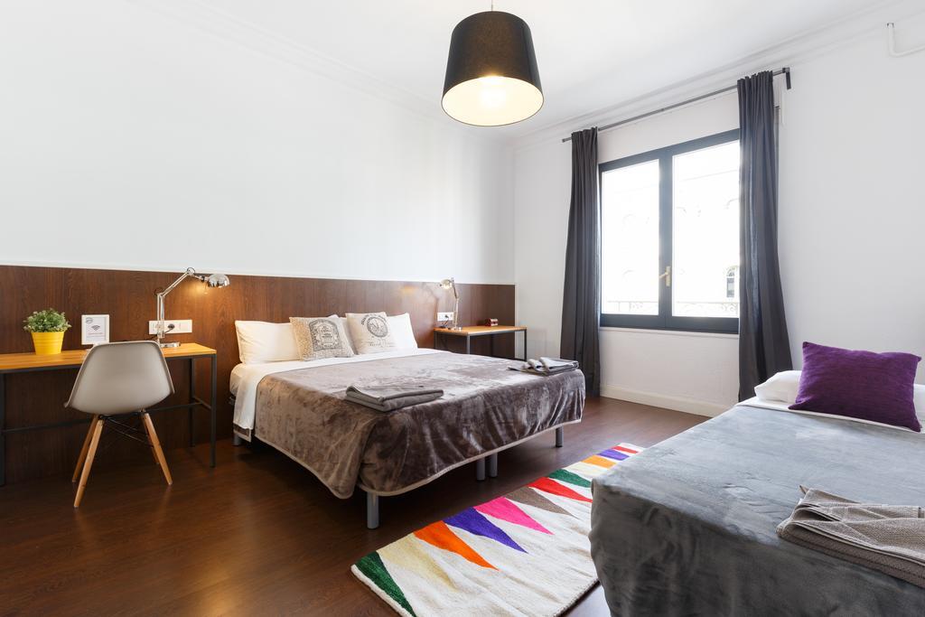 Sweet Bcn Traveller House Apartment Barcelona Exterior photo